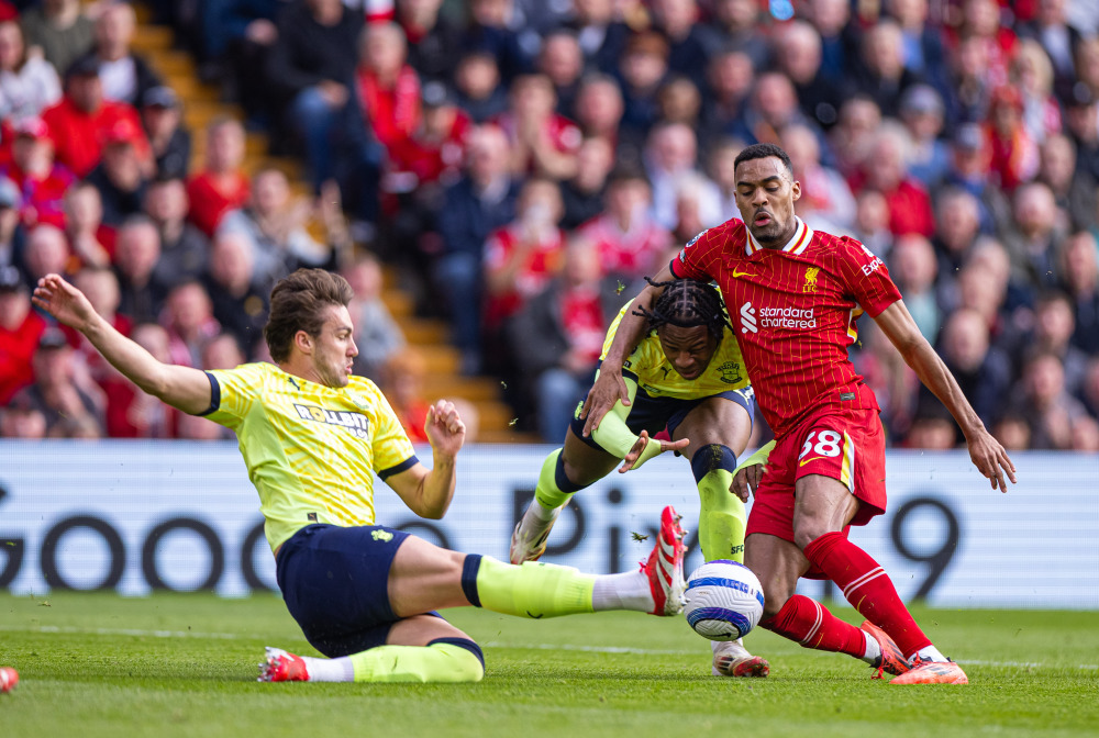 若昂-佩德罗：我们今天表现确实不够好，目标进前八不会变（若昂-佩德罗：承认本场发挥欠佳，但冲击前八目标不变）