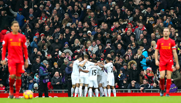 罗马诺：十多家俱乐部对梅努感兴趣；阿莫林不想看到阵容短缺（罗马诺：十余家俱乐部有意梅努；阿莫林不愿出现阵容短缺）