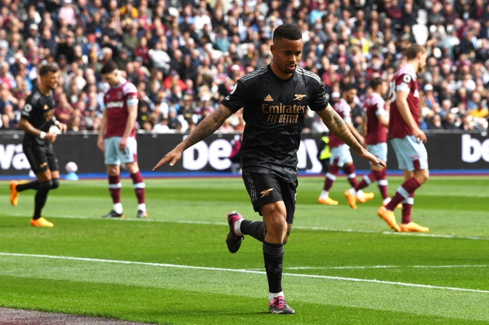 申京31+8+14难救主，杜兰特打铁32分，爵士双星57分率队复仇火箭（申京31+8+14难挽败局，杜兰特低效32分，爵士双核合砍57分复仇火箭）