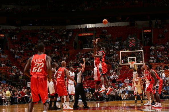 伊尔迪兹破门难救主，尤文1比2那不勒斯仍排名第7，洛卡特利：我们应该做得更好（伊尔迪兹破门难改败局，尤文1-2负那不勒斯仍第七，洛卡特利：本该做得更好）