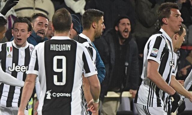 里程碑，恰尔汗奥卢出战利物浦迎来国米生涯200场（恰尔汗奥卢对阵利物浦迎来国米生涯第200场里程碑）