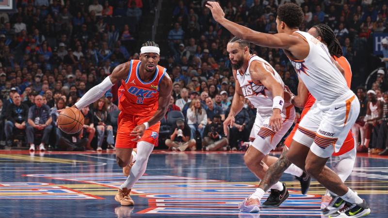 阿隆索：皇马右后卫的选择范围很广；进攻需要全队共同努力（阿隆索：皇马右后卫人选充足，进攻须全队发力）