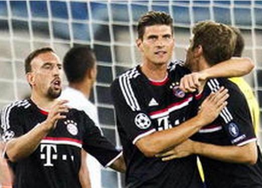 西裁判专家：罚下维加很正确，他对亚马尔的犯规很残暴（西班牙裁判专家：维加被罚下无可厚非，他对亚马尔的犯规过于粗暴）