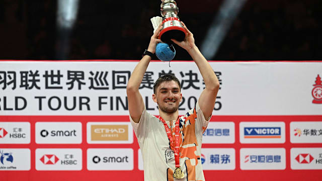 佩杜拉：那不勒斯持续追逐梅努；洛伦佐-卢卡换奇克传闻不实（佩杜拉：那不勒斯仍追梅努；洛伦佐-卢卡换奇克的传闻不属实）