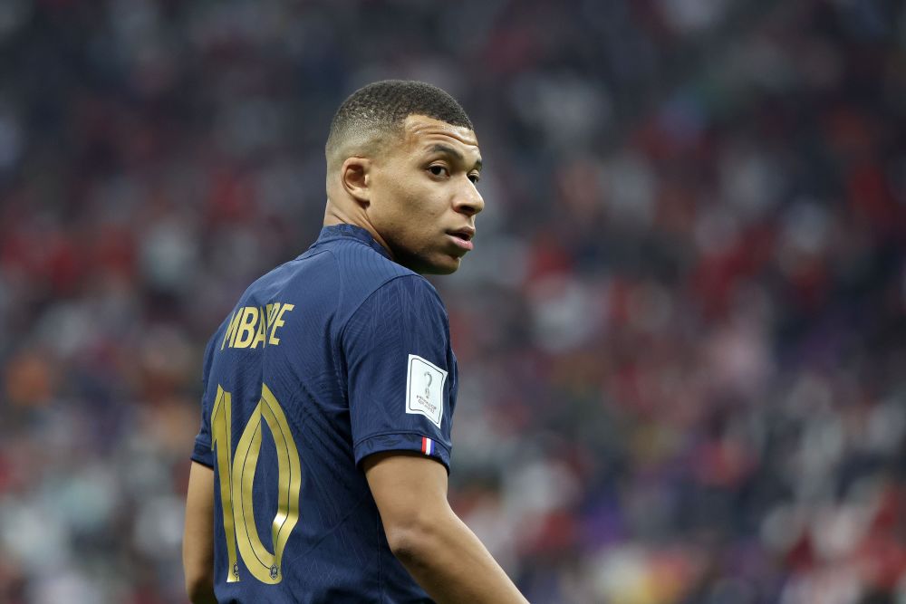 董宇：足协杯未捧杯成遗憾，感谢携手走过数载春秋的所有人（董宇：无缘足协杯成憾，感谢多年一路相伴的每一个人）