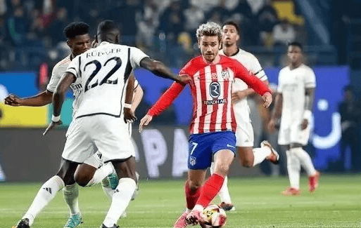 世俱杯金靴赔率：拜仁双星领跑 迪玛利亚冲前3（世俱杯金靴赔率出炉：拜仁双星领衔，迪马利亚力拼前三）