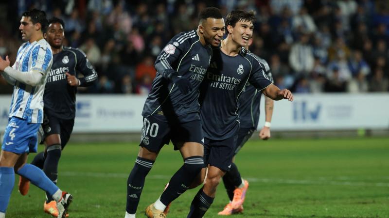 奥尔莫：心情有点复杂，我们本想要赢球和零封（奥尔莫：心情复杂，原本希望赢下比赛并零封对手）